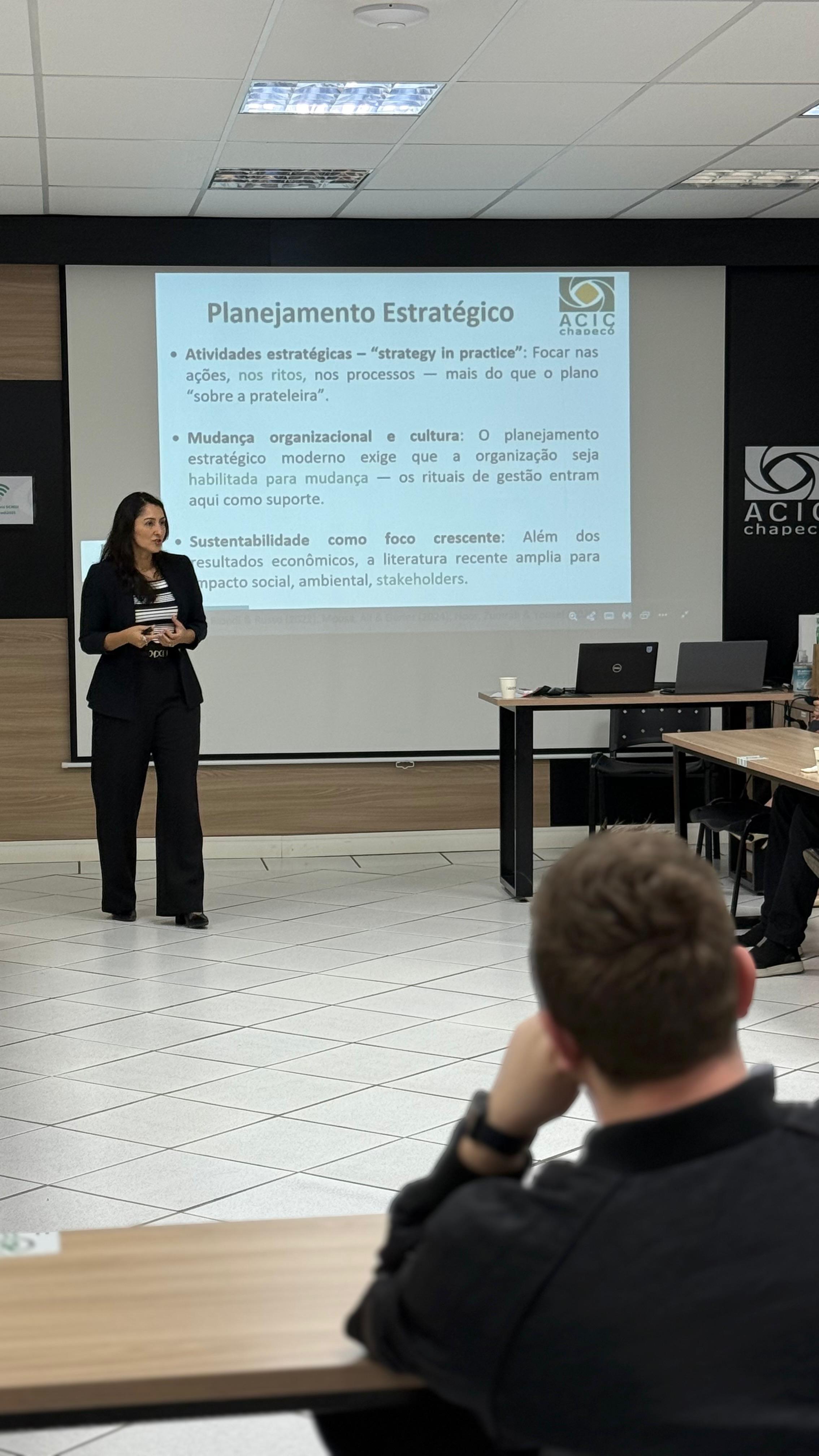 Imagem da notícia Planejamento e estratégias: reunião do Conselho de Núcleos