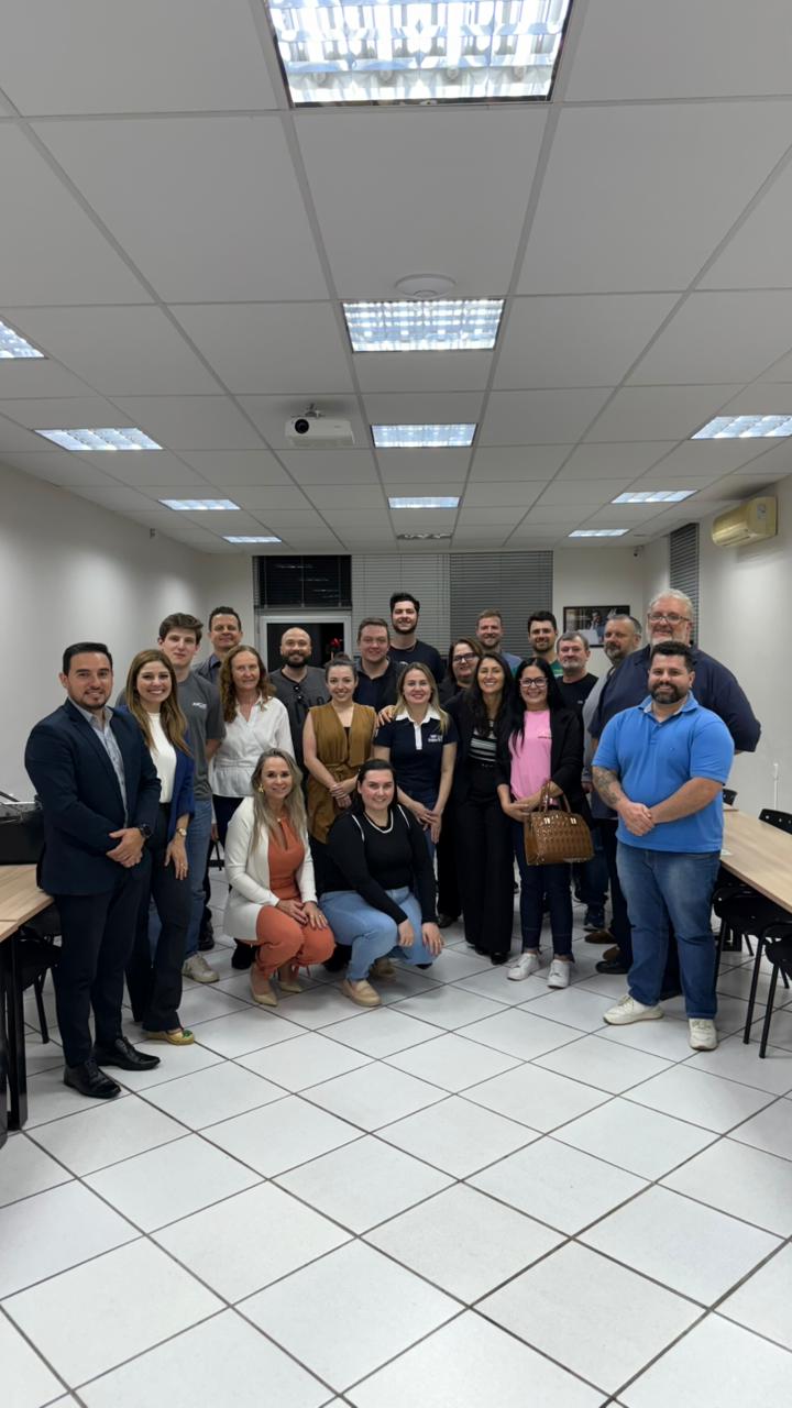 Imagem da notícia Planejamento e estratégias: reunião do Conselho de Núcleos