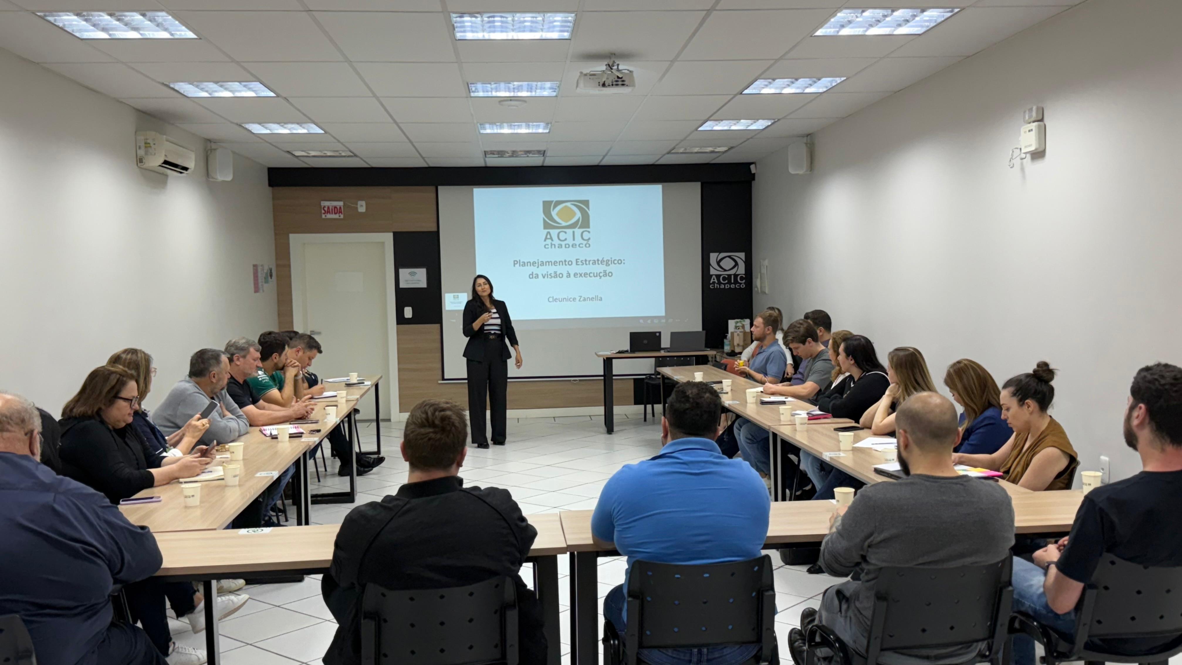 Imagem da notícia Planejamento e estratégias: reunião do Conselho de Núcleos