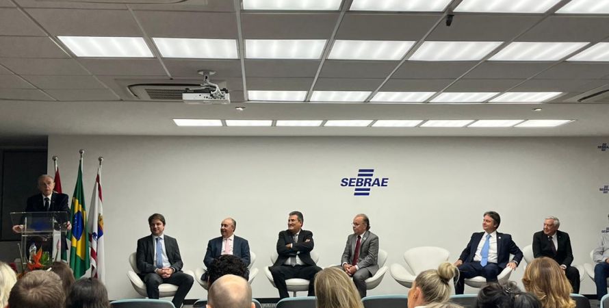 Imagem da notícia Facisc entrega presidência do Conselho Deliberativo do Sebrae-SC a Fecomércio